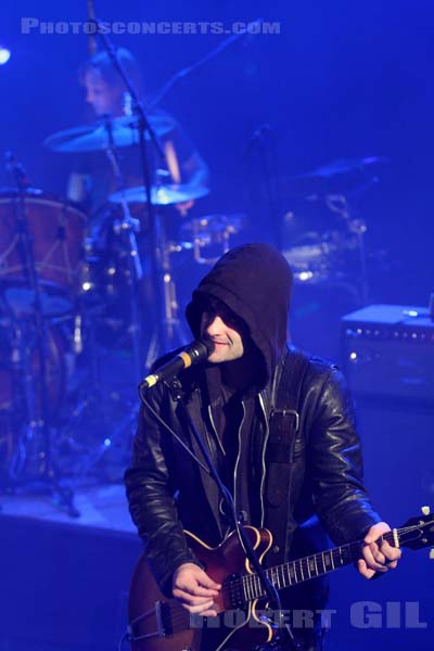 BLACK REBEL MOTORCYCLE CLUB - 2014-02-24 - PARIS - Le Trianon - Robert Levon Been - Leah Shapiro